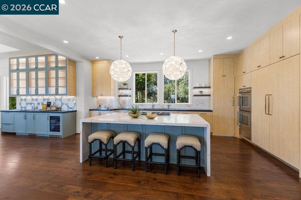 251 Santiago Ln, Danville, CA 94526