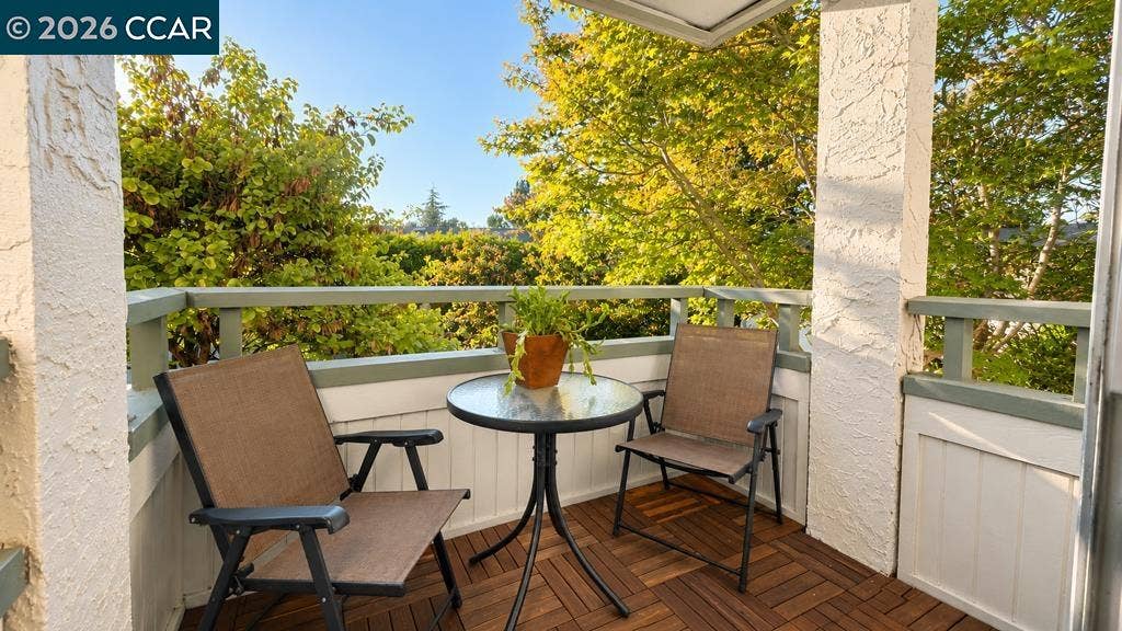 4033 Terra Granada Dr, #6A, Walnut Creek, CA 94595