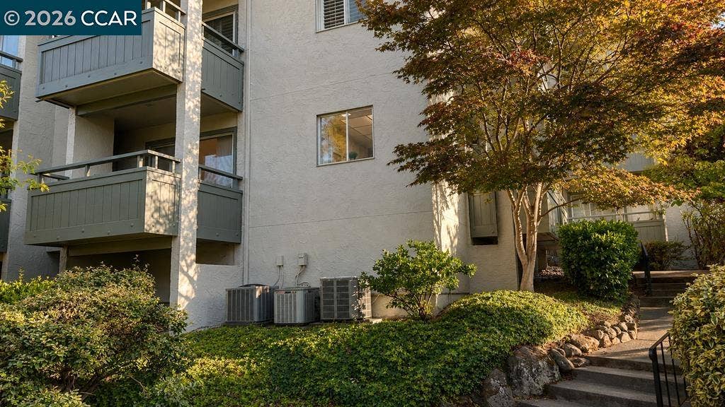 4033 Terra Granada Dr, #6A, Walnut Creek, CA 94595