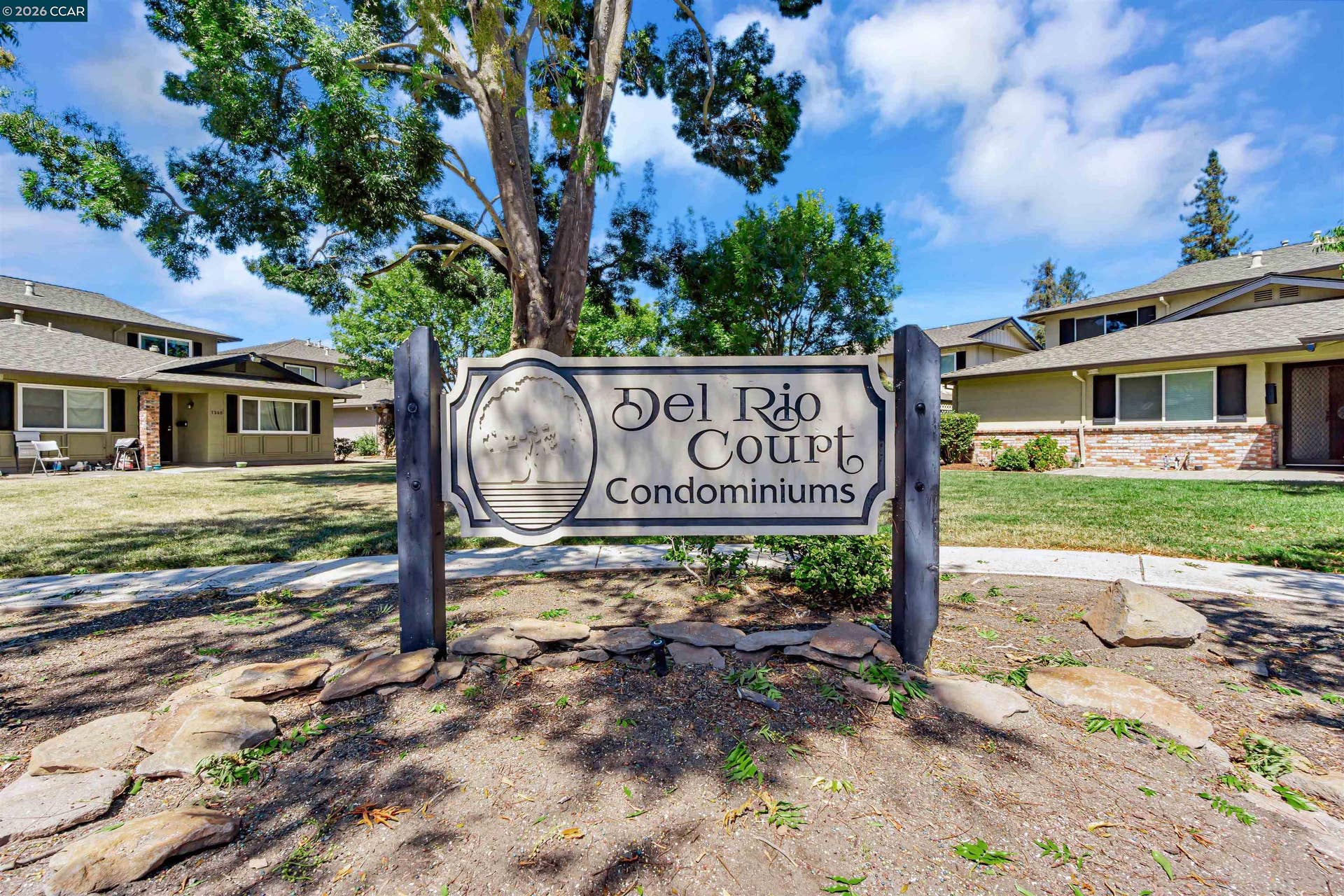1045 Mohr Ln, #B, Concord, CA 94518