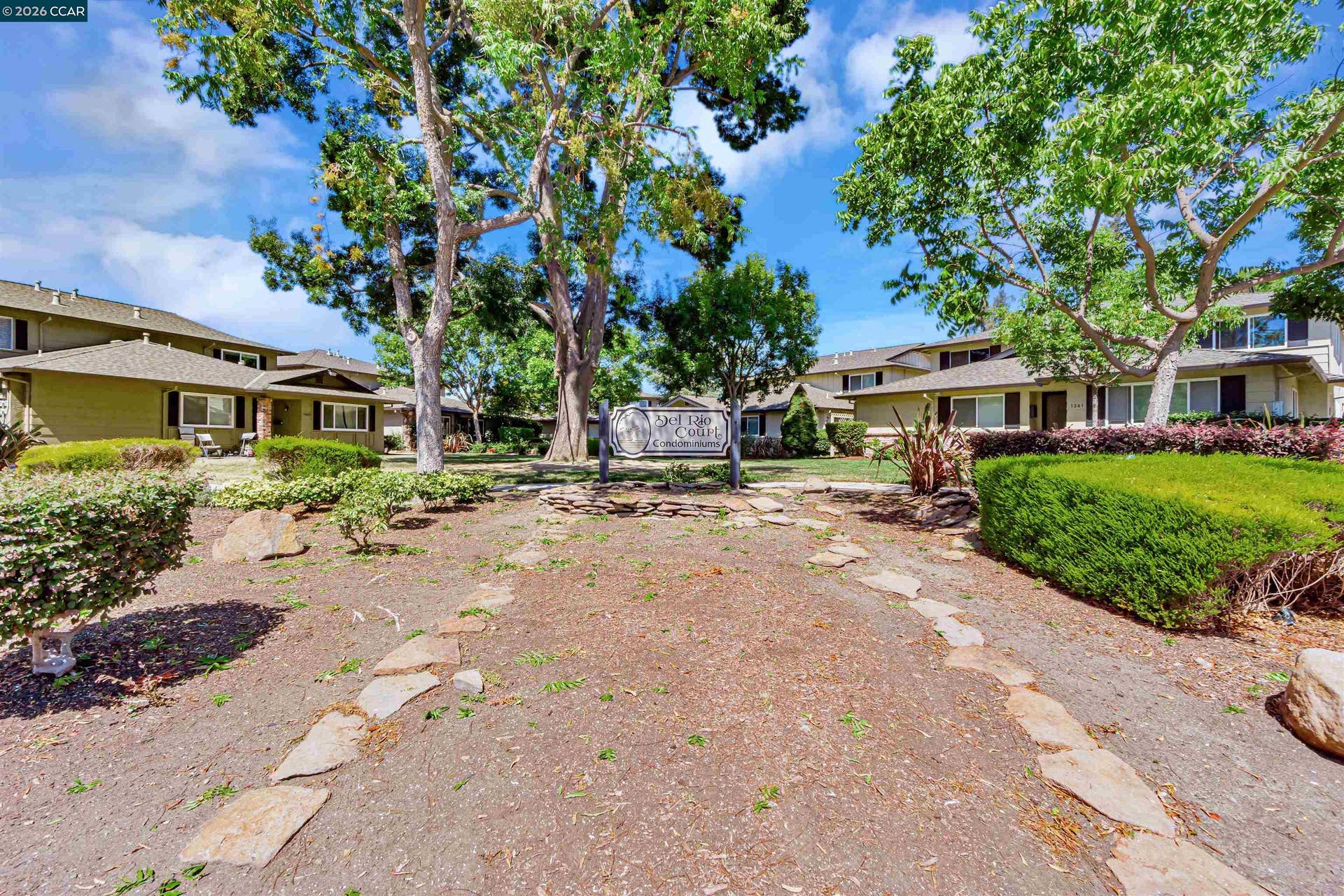 1045 Mohr Ln, #B, Concord, CA 94518