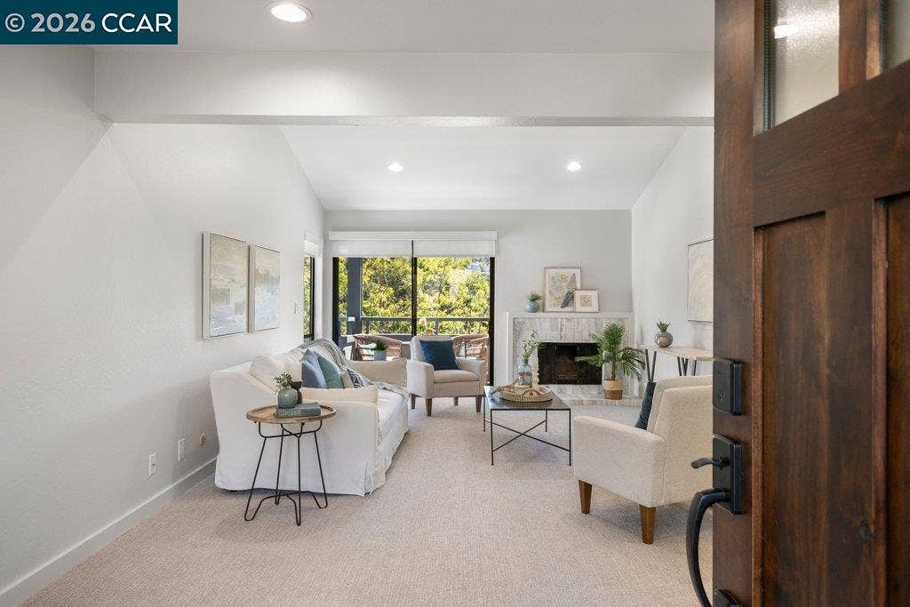 3674 Rossmoor Pkwy, #5, Walnut Creek, CA 94595