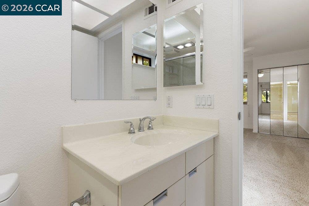 2535 Lucy Lane, #B, Walnut Creek, CA 94595