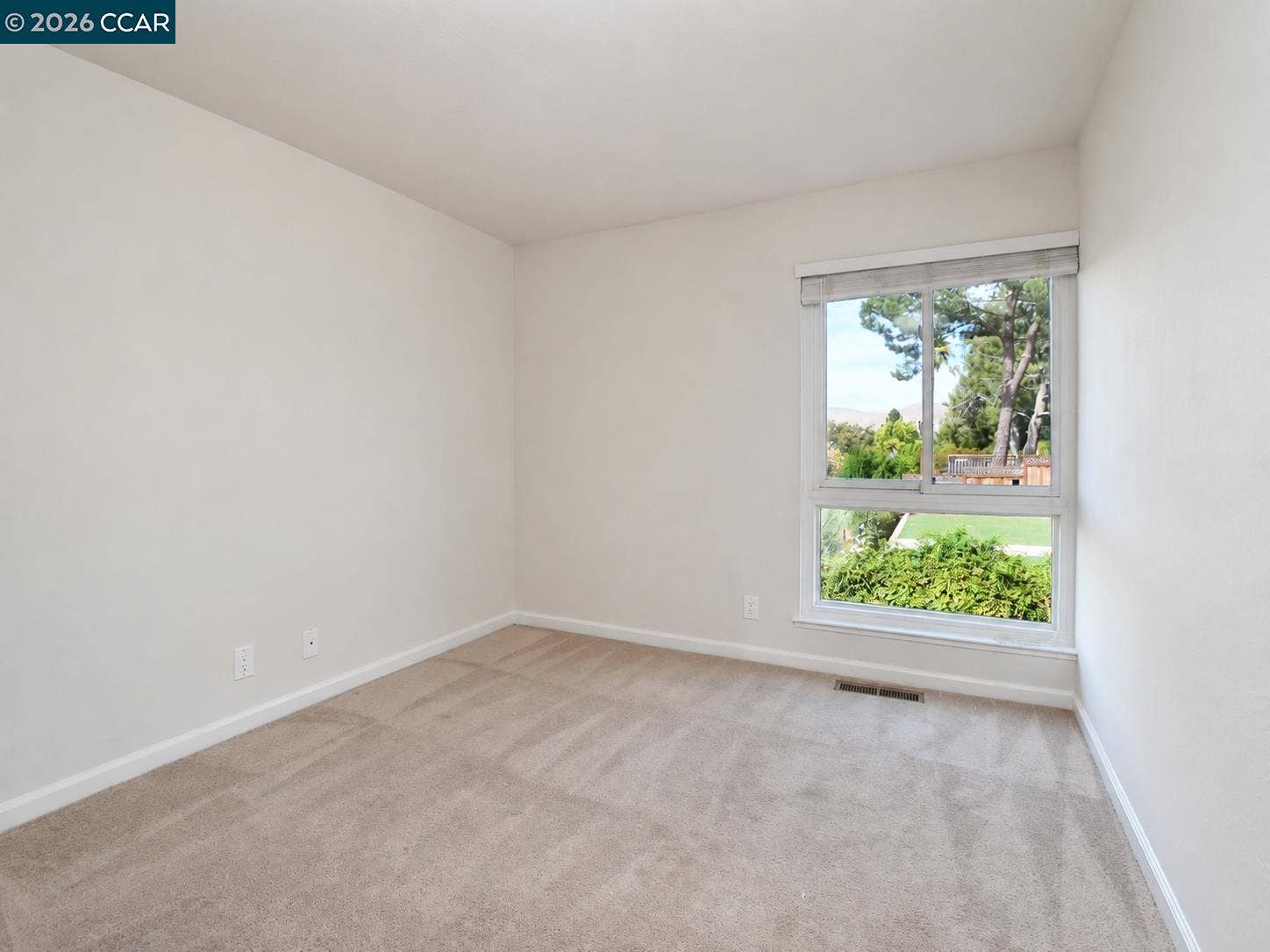 1325 New Hampshire Dr, Concord, CA 94521