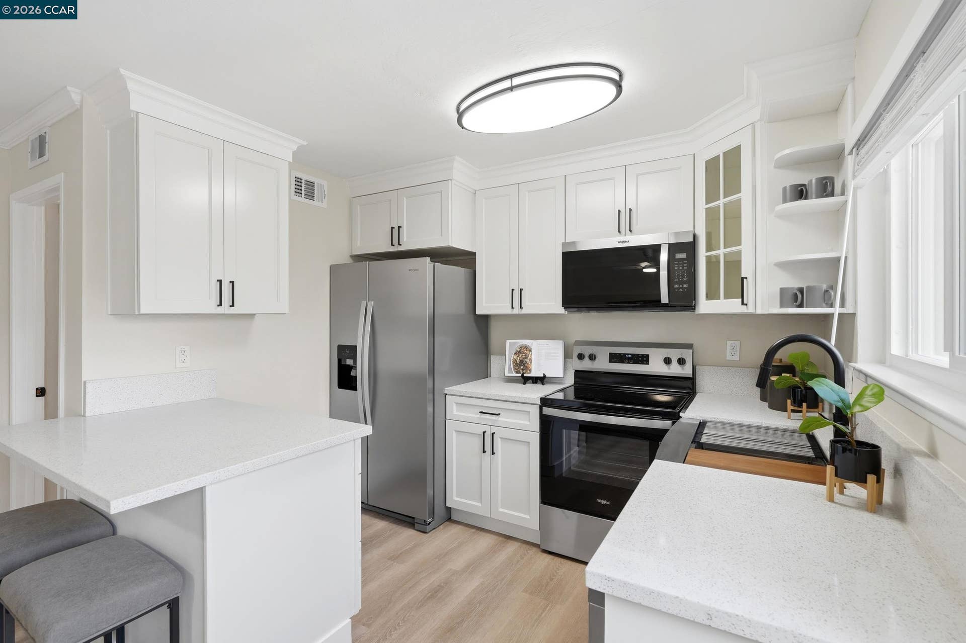 1571 Schenone Ct, #A, Concord, CA 94521