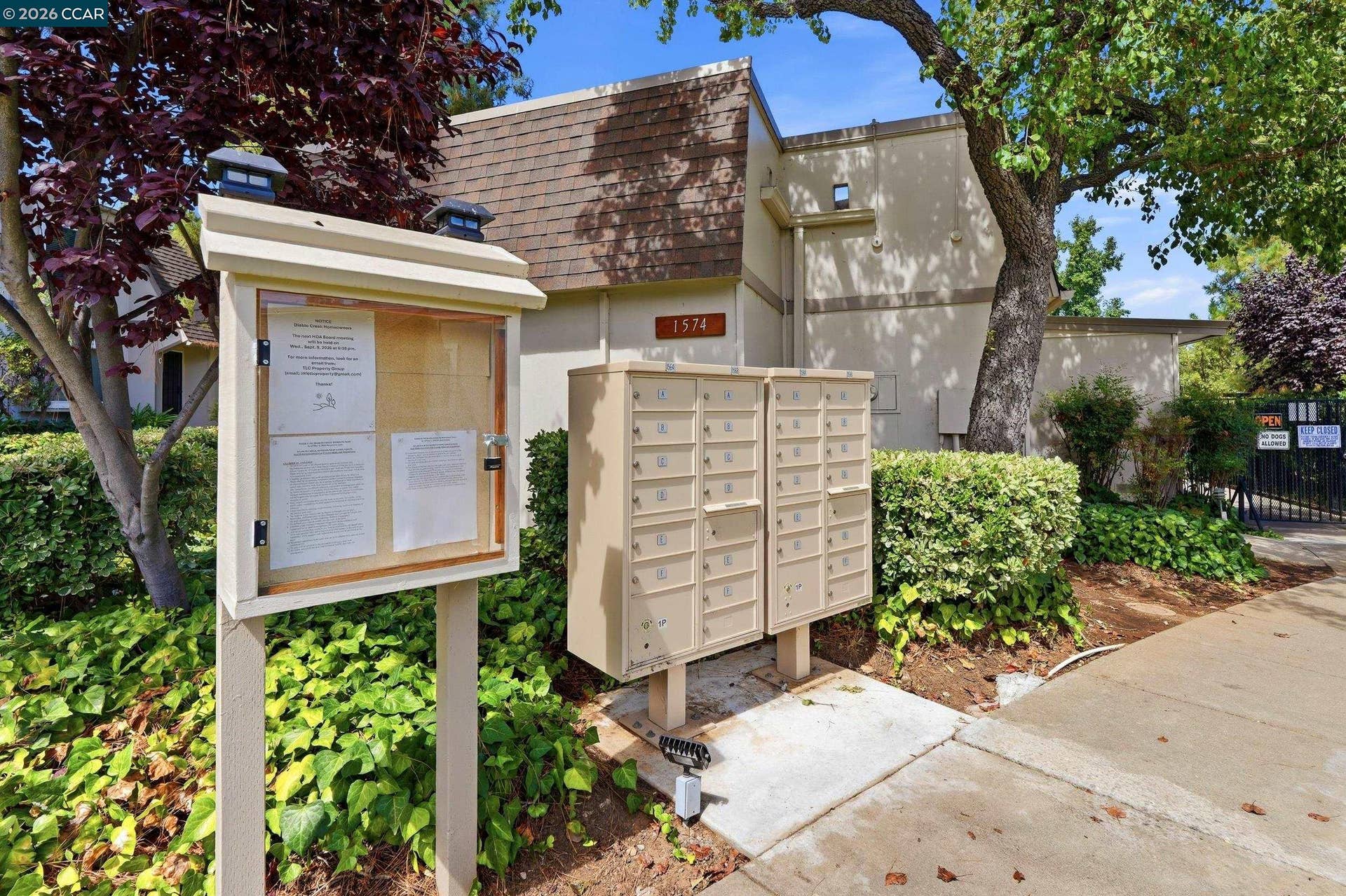 1571 Schenone Ct, #A, Concord, CA 94521