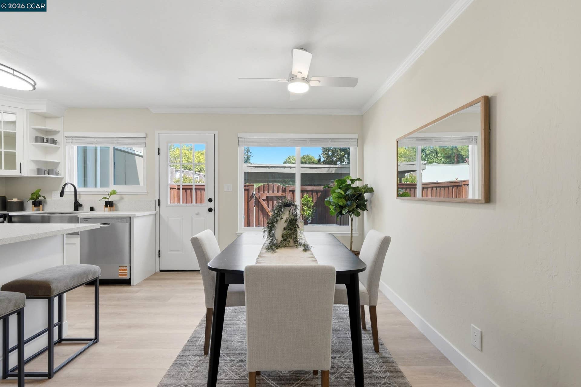1571 Schenone Ct, #A, Concord, CA 94521