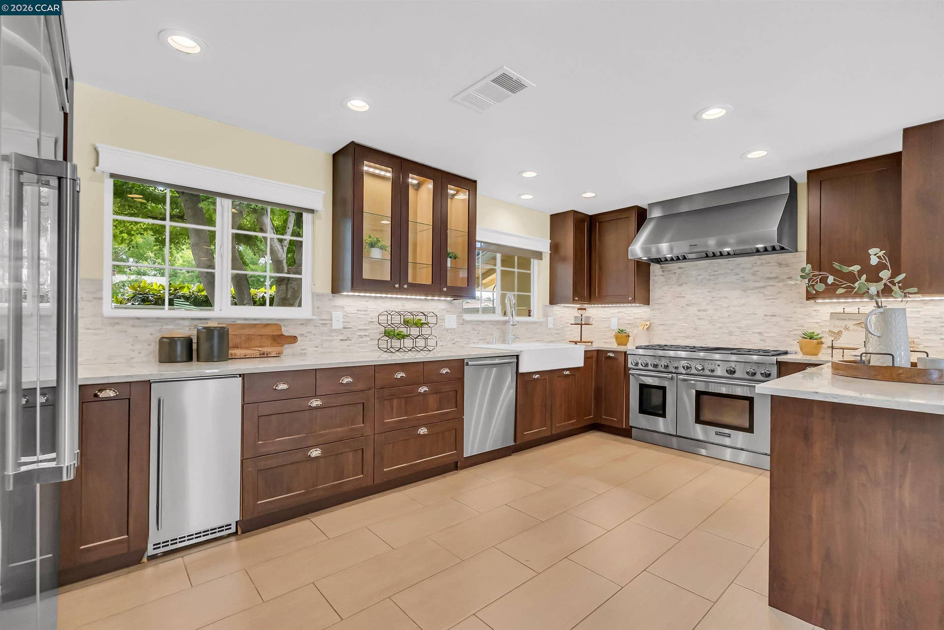 2330 Gill Port Ln, Walnut Creek, CA 94598