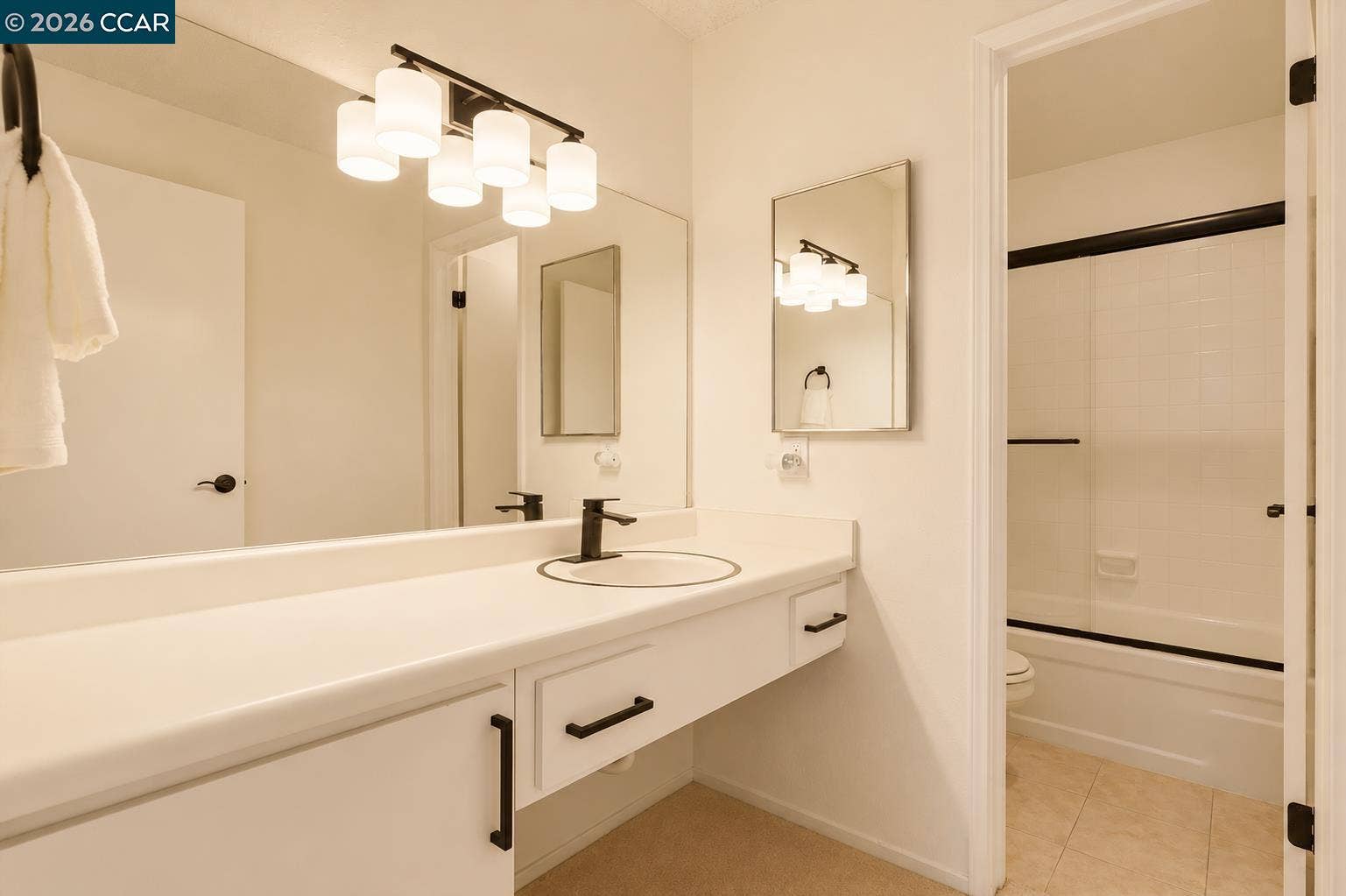 440 N Civic Dr, #203, Walnut Creek, CA 94596