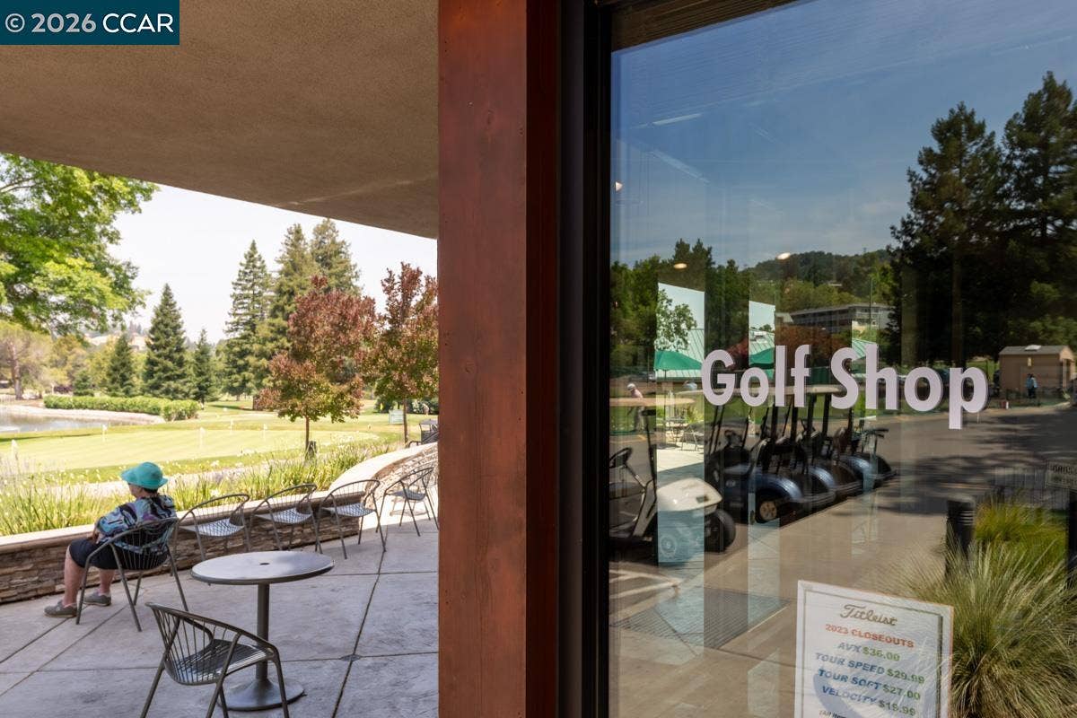1200 Oakmont Dr, #3, Walnut Creek, CA 94595