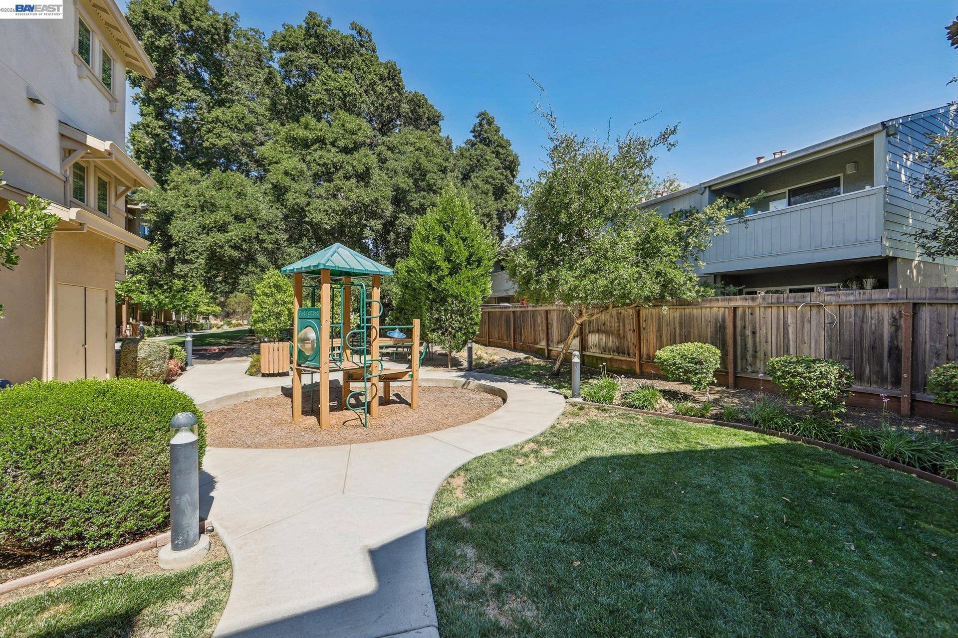1252 Detroit Ave, #5, Concord, CA 94520