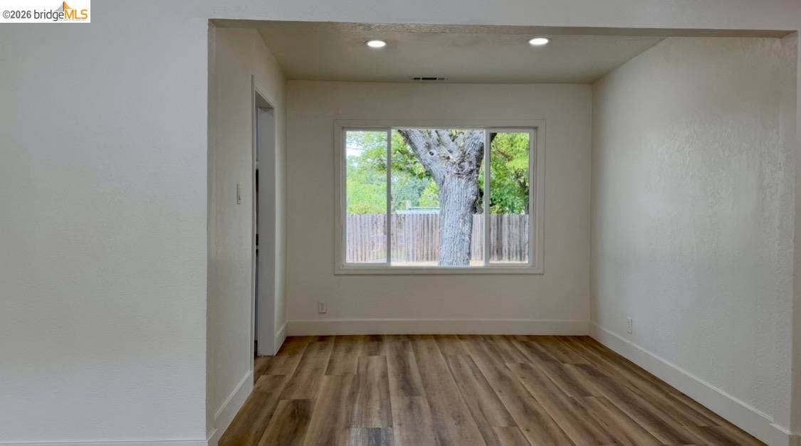 230 Cleaveland rd, Pleasant Hill, CA 94523