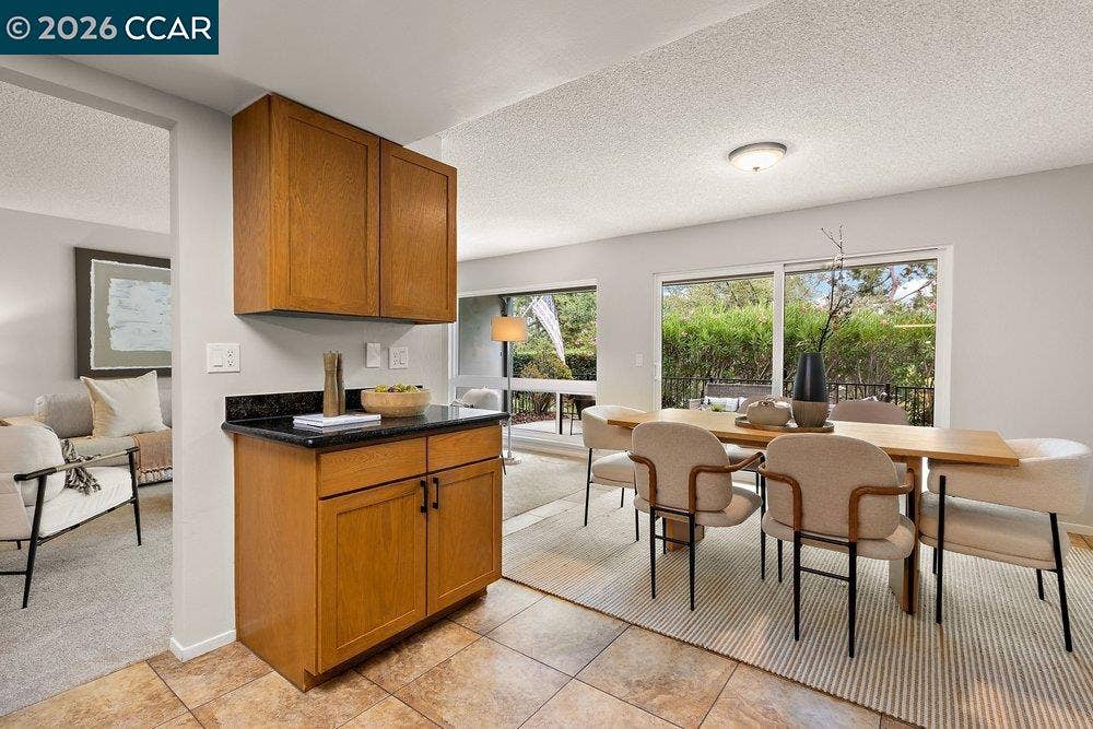 Kitchen facing Dining Area