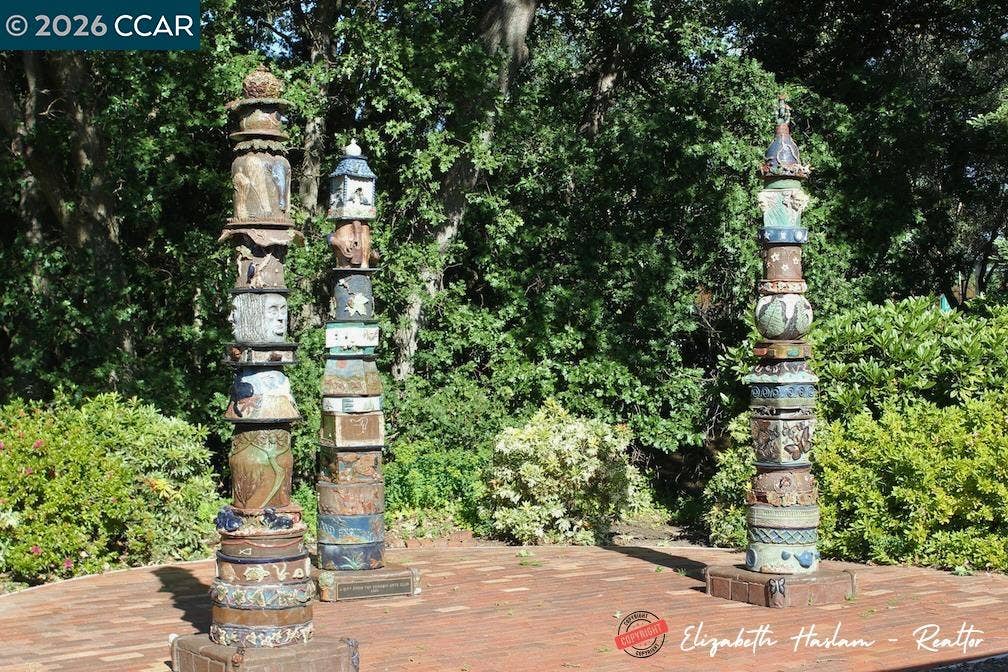 Ceramic Studio Totems at Gateway Clubhouse