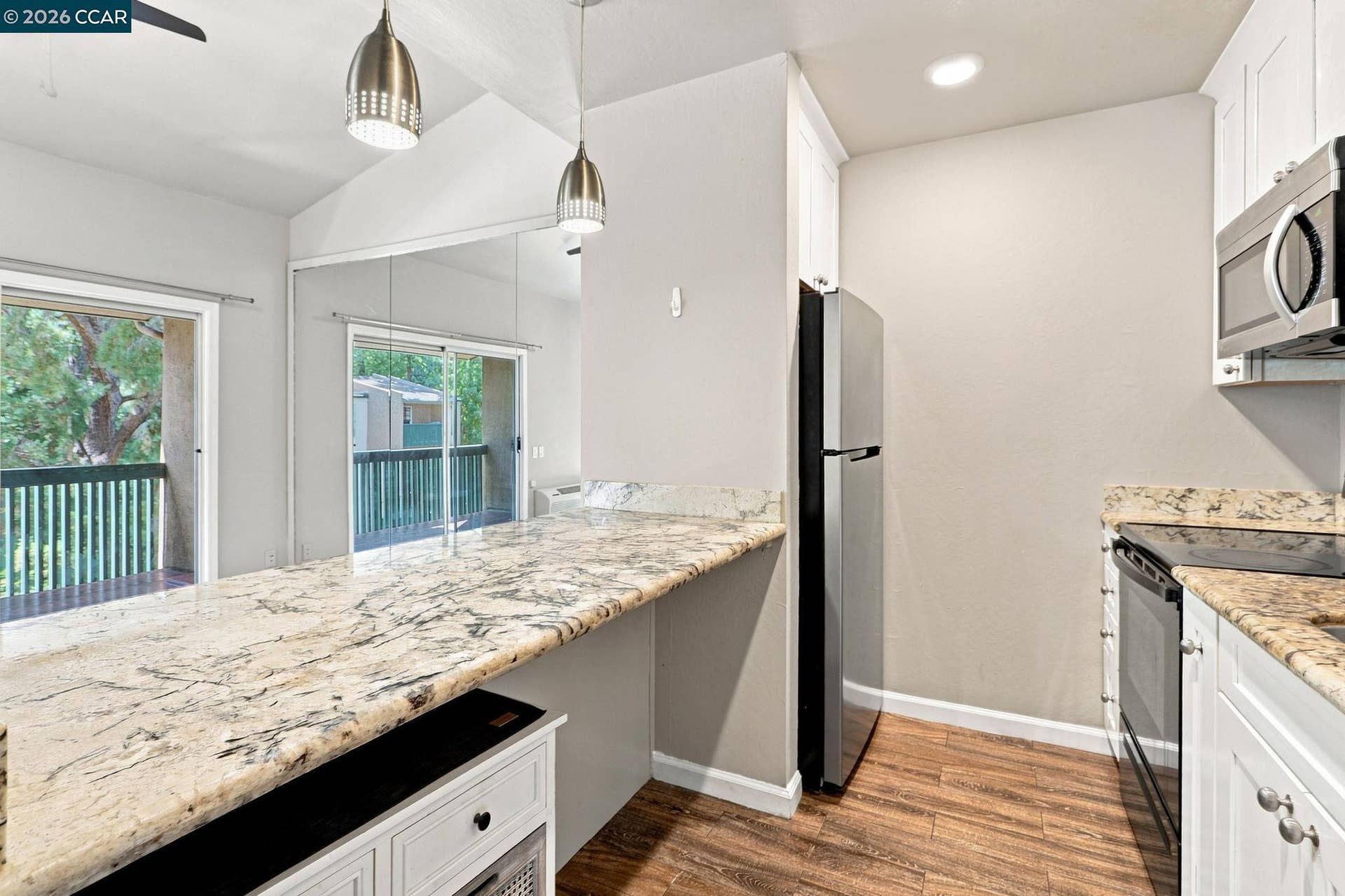 155 Sharene Ln, #307, Walnut Creek, CA 94596
