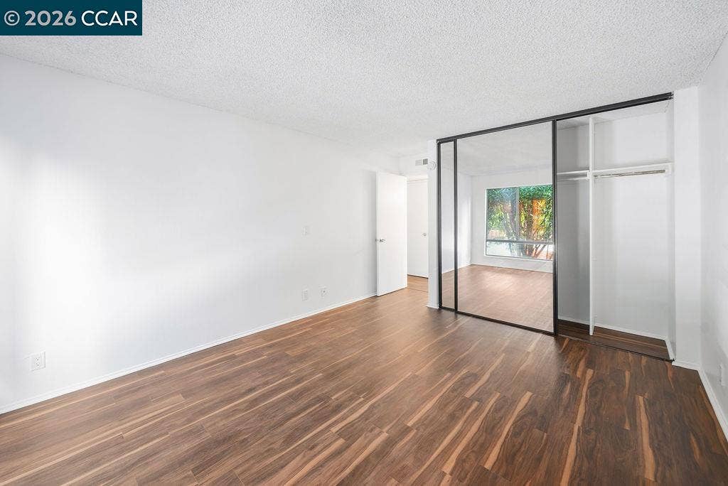 490 N Civic Dr, #102, Walnut Creek, CA 94596