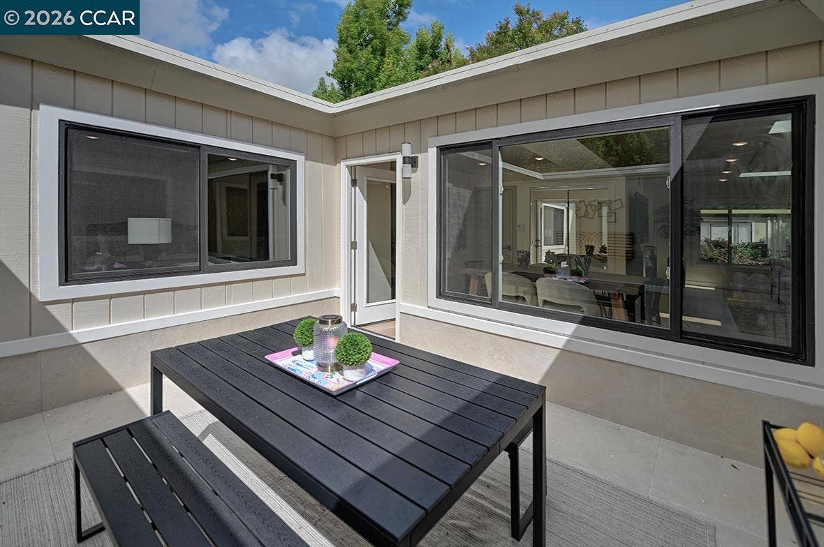 1221 Oakmont Dr, #2, Walnut Creek, CA 94595