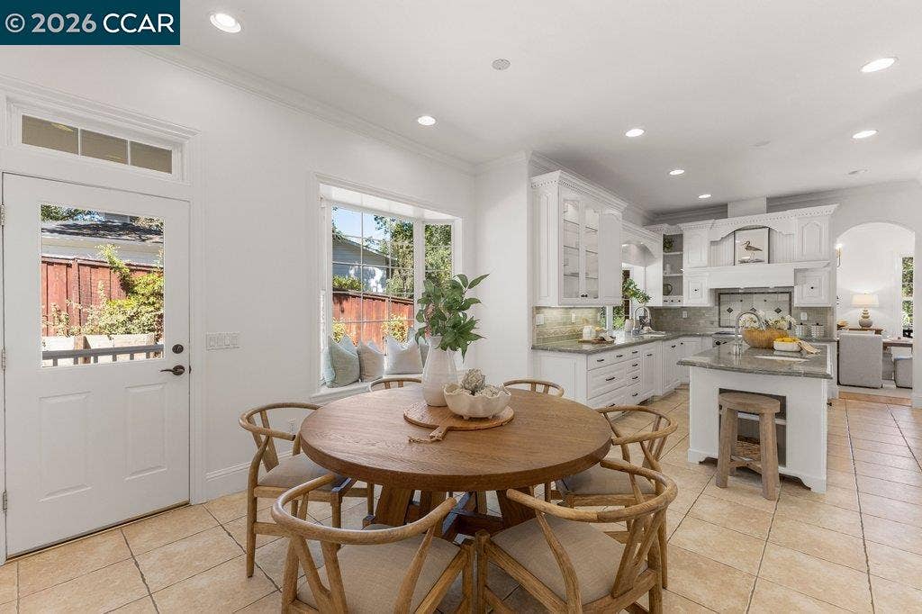 1822 Alameda Diablo, Diablo, CA 94528