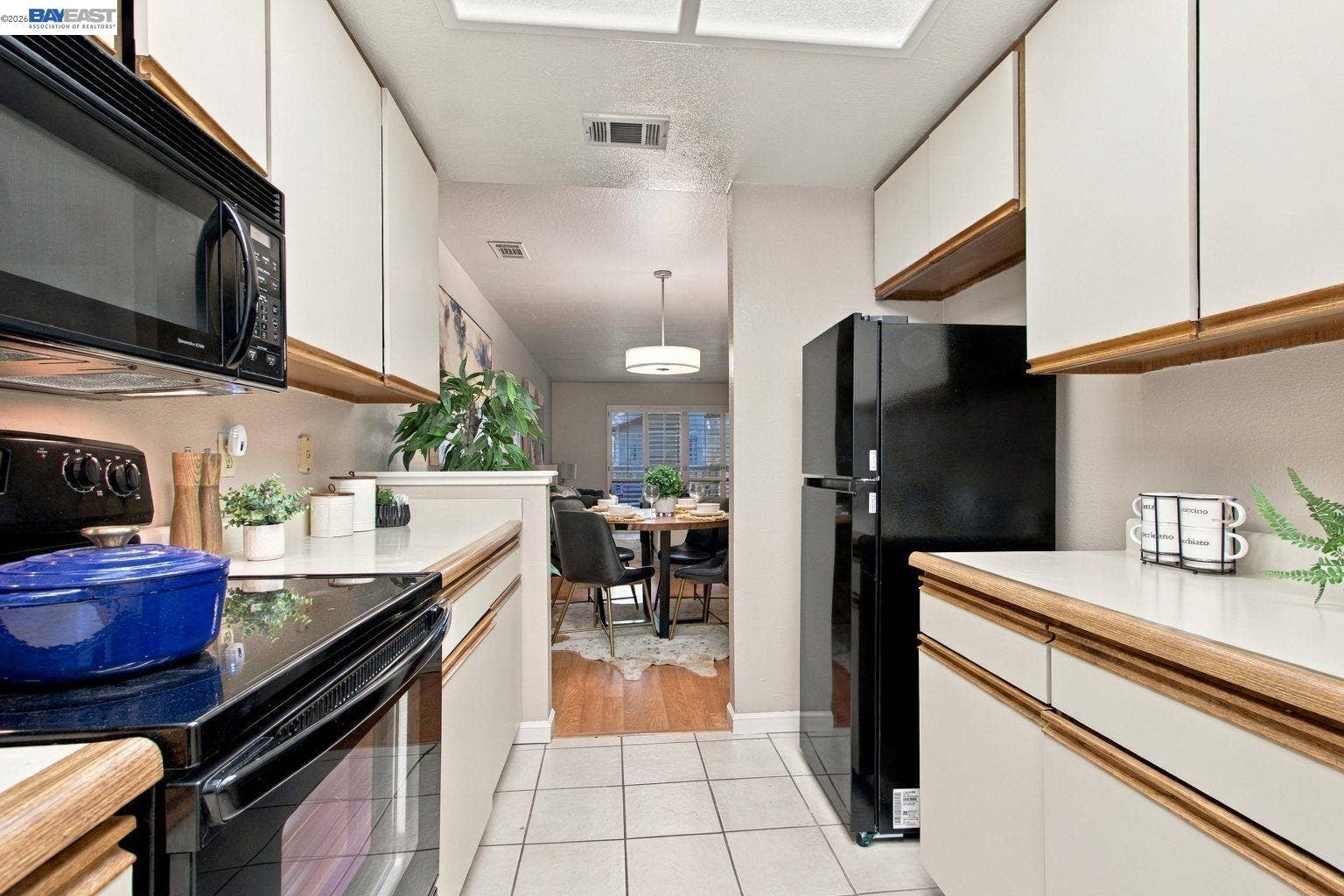 2627 Oak Rd, #B, Walnut Creek, CA 94597