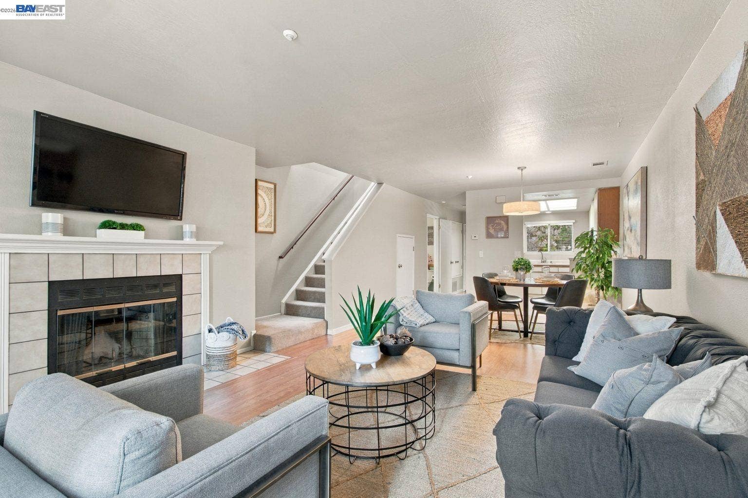 2627 Oak Rd, #B, Walnut Creek, CA 94597
