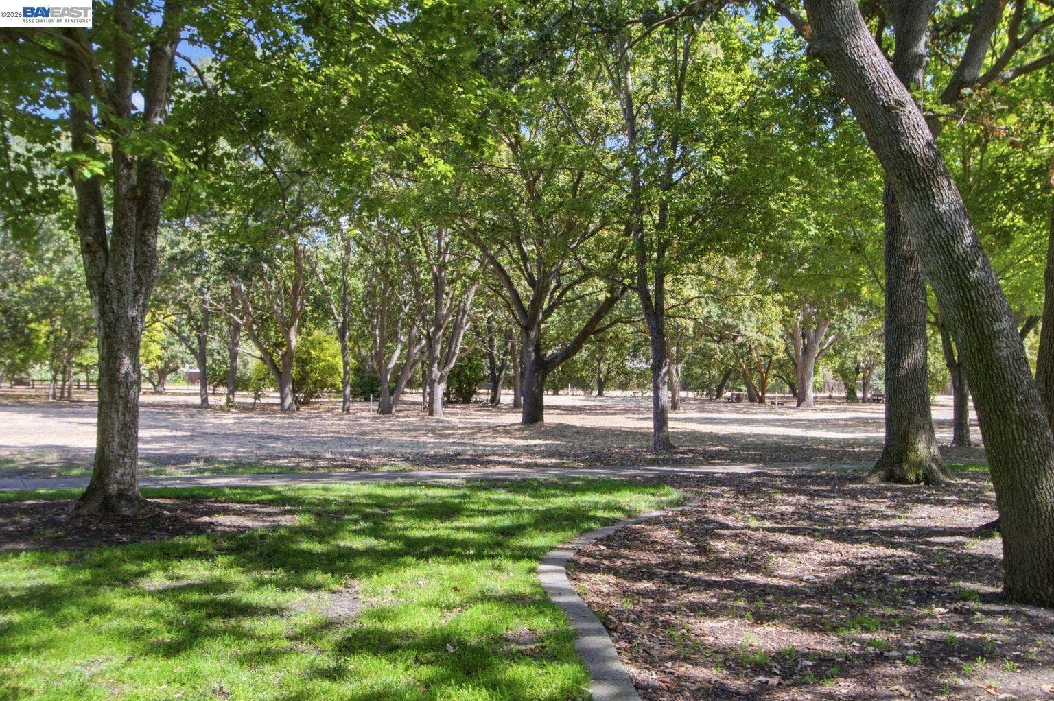 2627 Oak Rd, #B, Walnut Creek, CA 94597