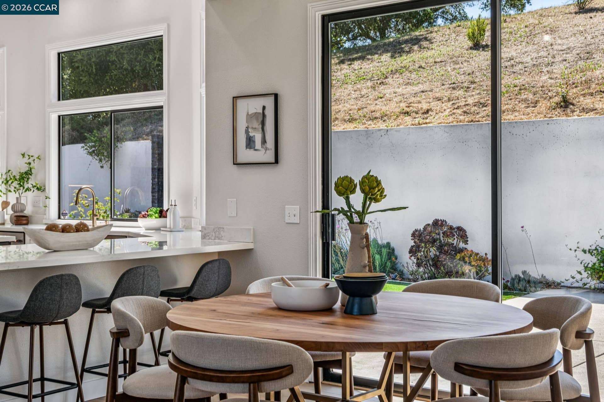 Kitchen Dining Area
