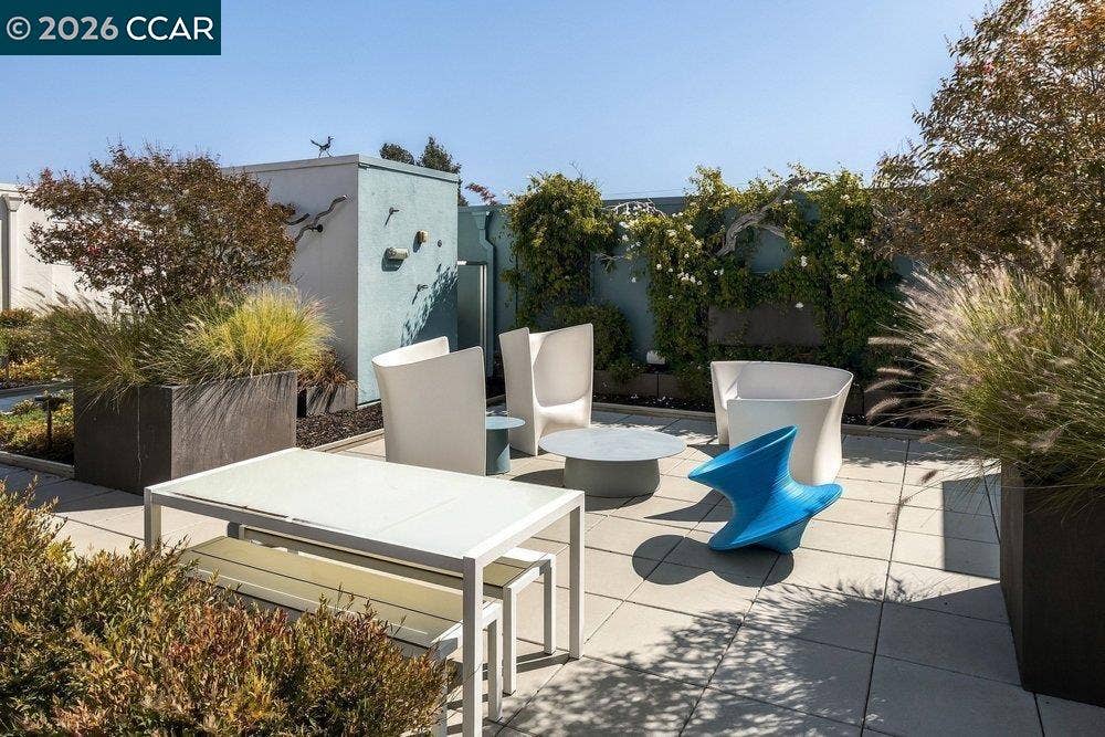 1954 Trinity Ave, #302, Walnut Creek, CA 94596