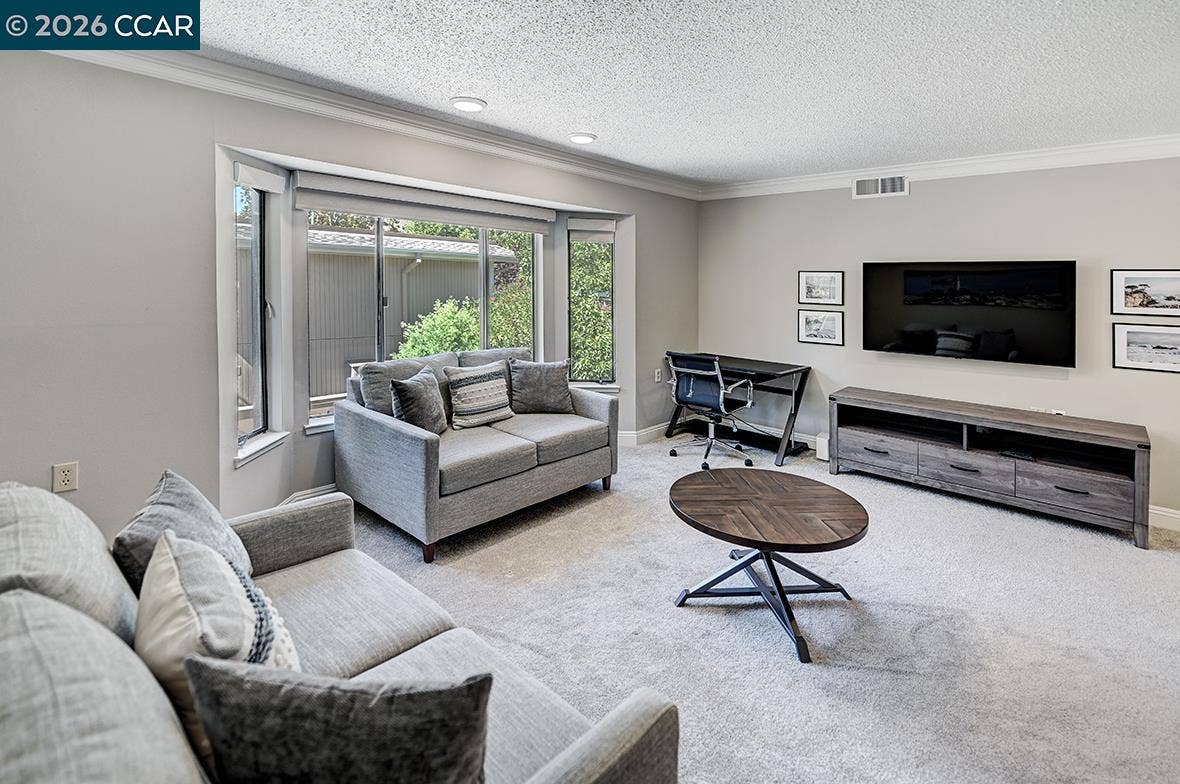 2716 Tice Creek, #1, Walnut Creek, CA 94595