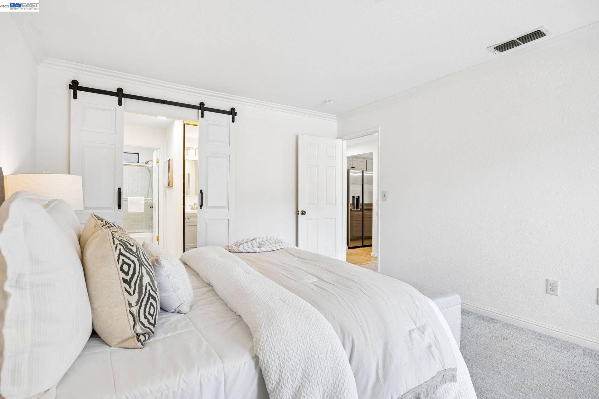 1225 S Villa Way, Walnut Creek, CA 94595