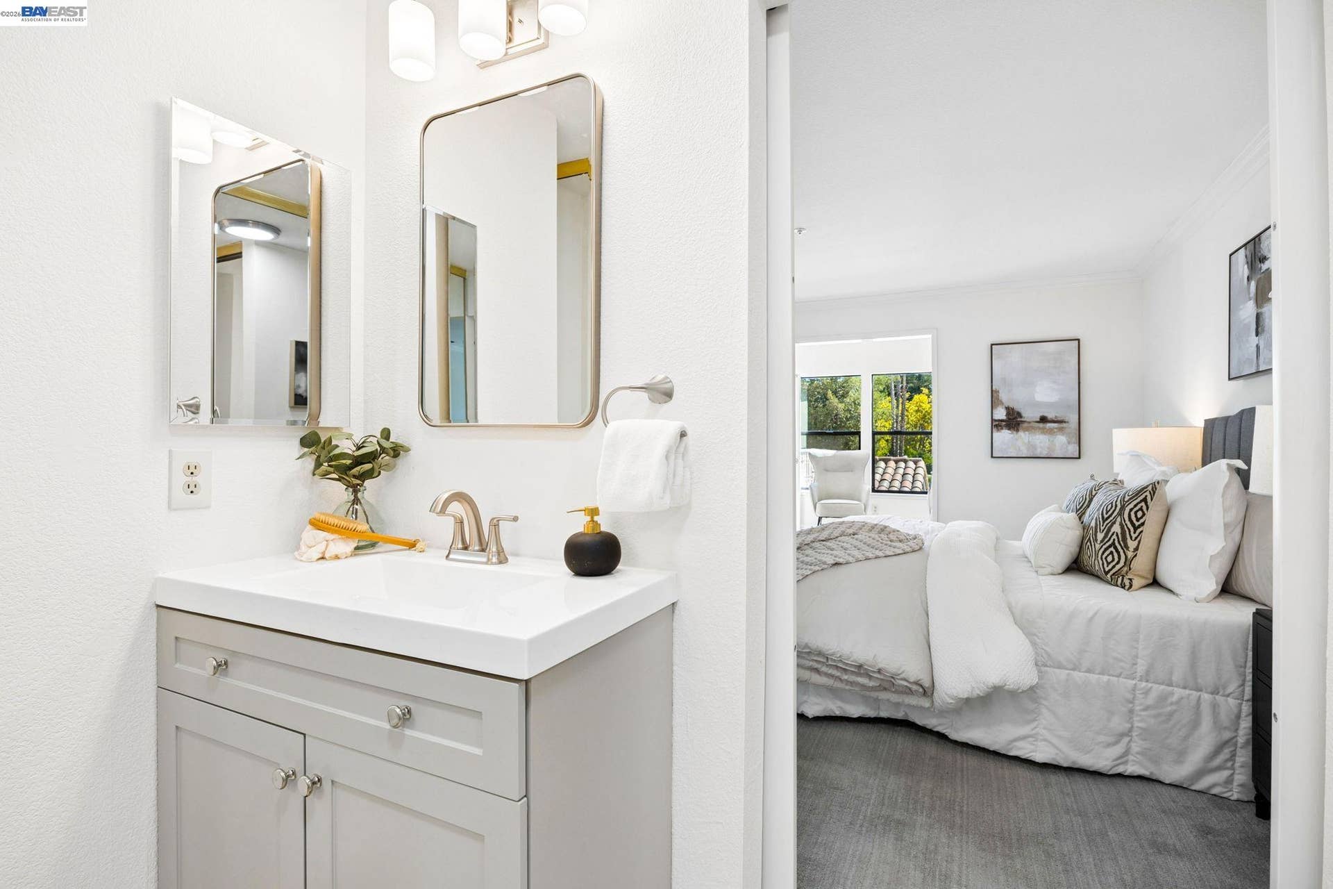 1225 S Villa Way, Walnut Creek, CA 94595