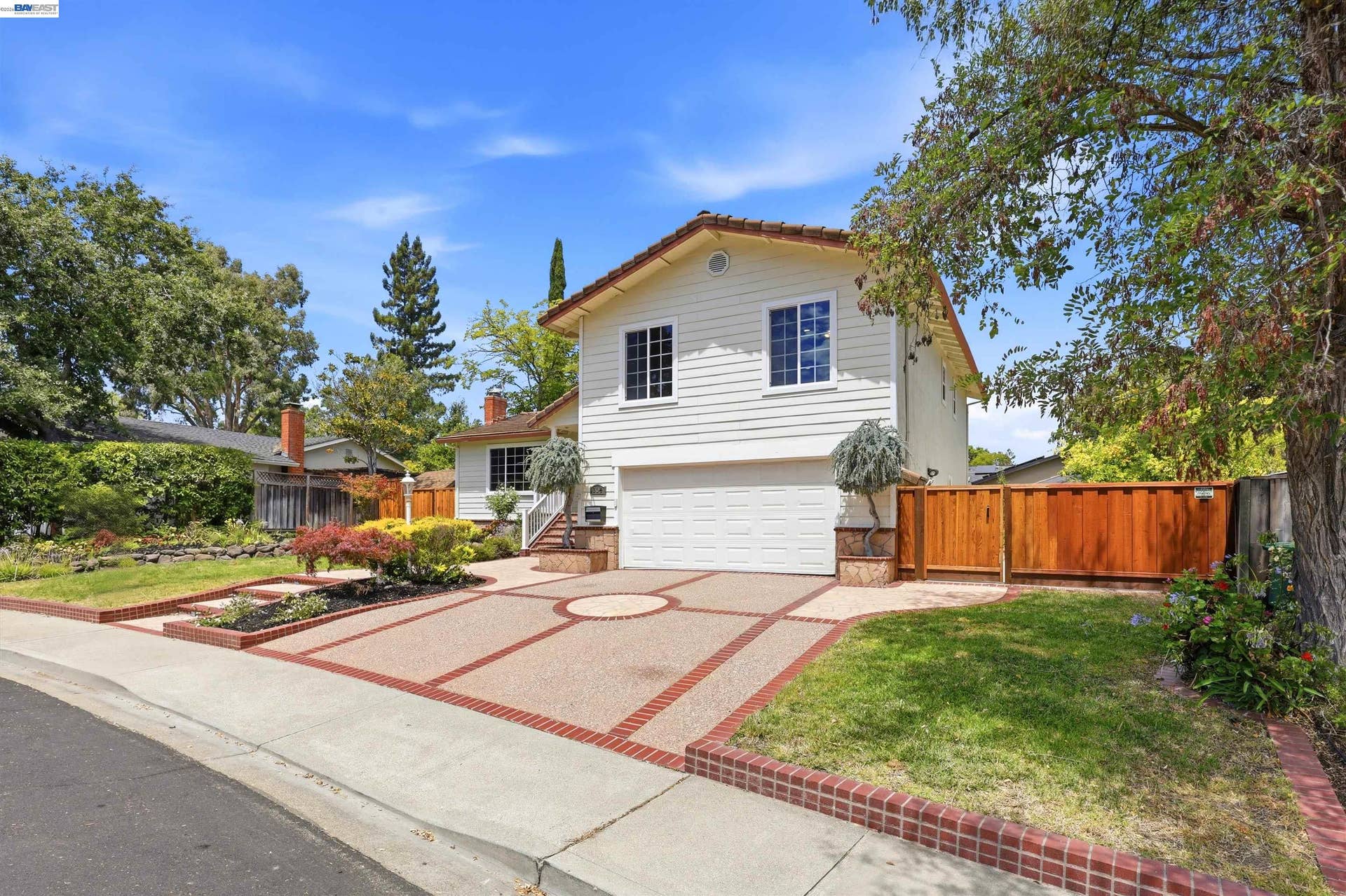 104 Scarboro Pl, San Ramon, CA 94583