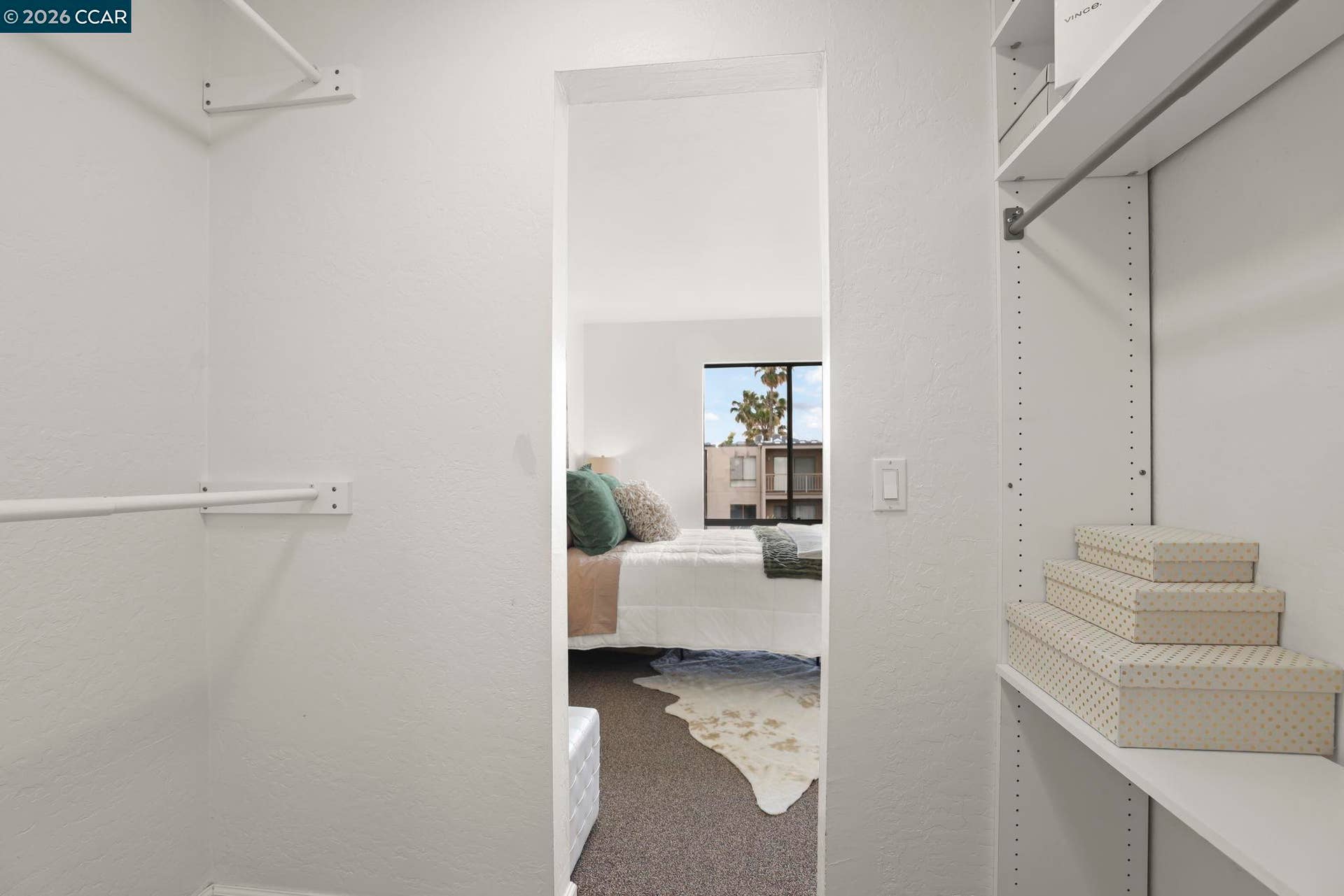 walk-in closet
