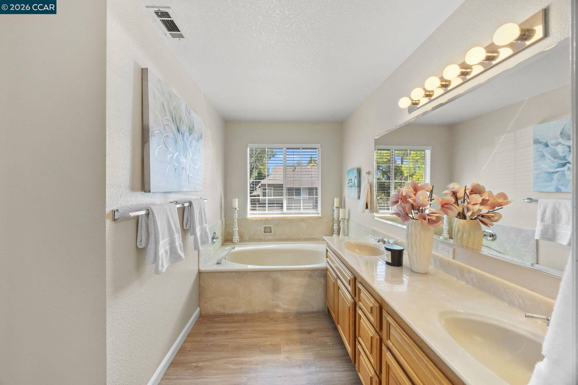 232 Hillcrest Ln, Pleasant Hill, CA 94523