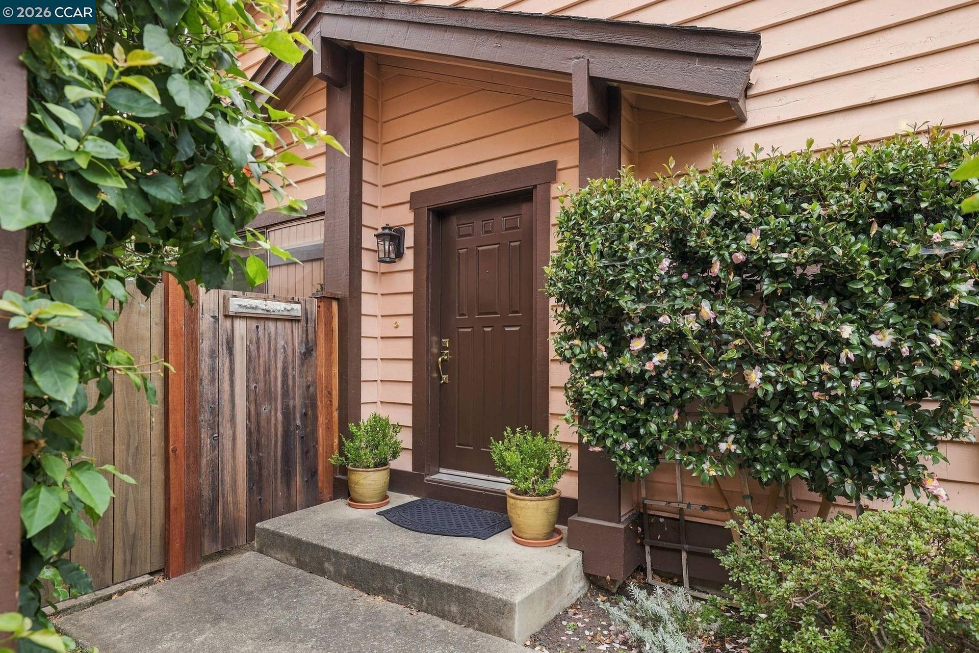 231 Charter Oak Cir, Walnut Creek, CA 94597