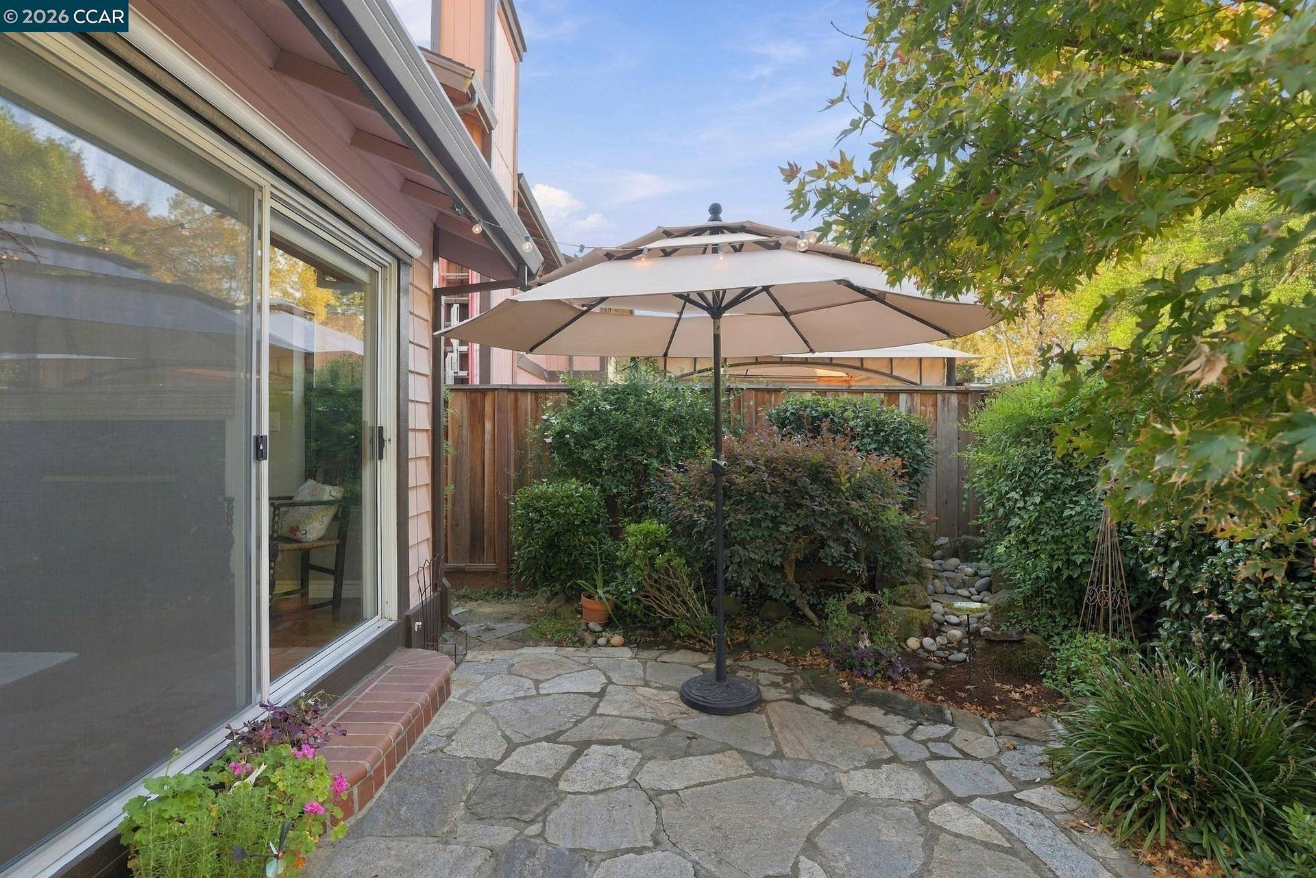 231 Charter Oak Cir, Walnut Creek, CA 94597