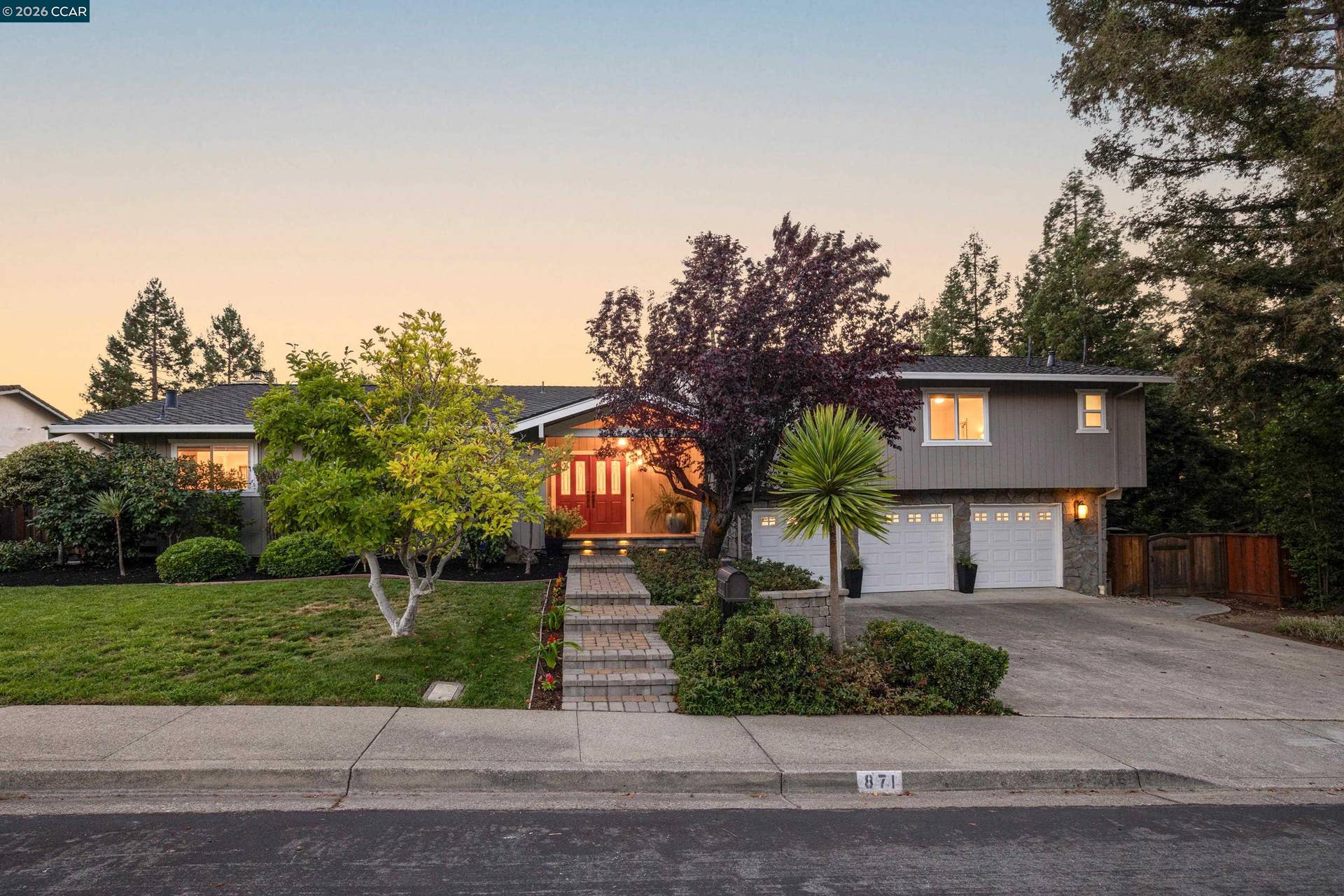 871 Richard Lane, Danville, CA 94526