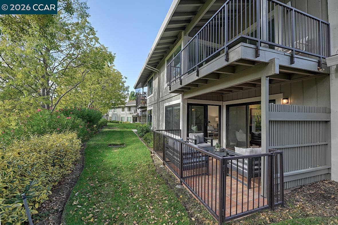 925 Terra California Dr, #2, Walnut Creek, CA 94595