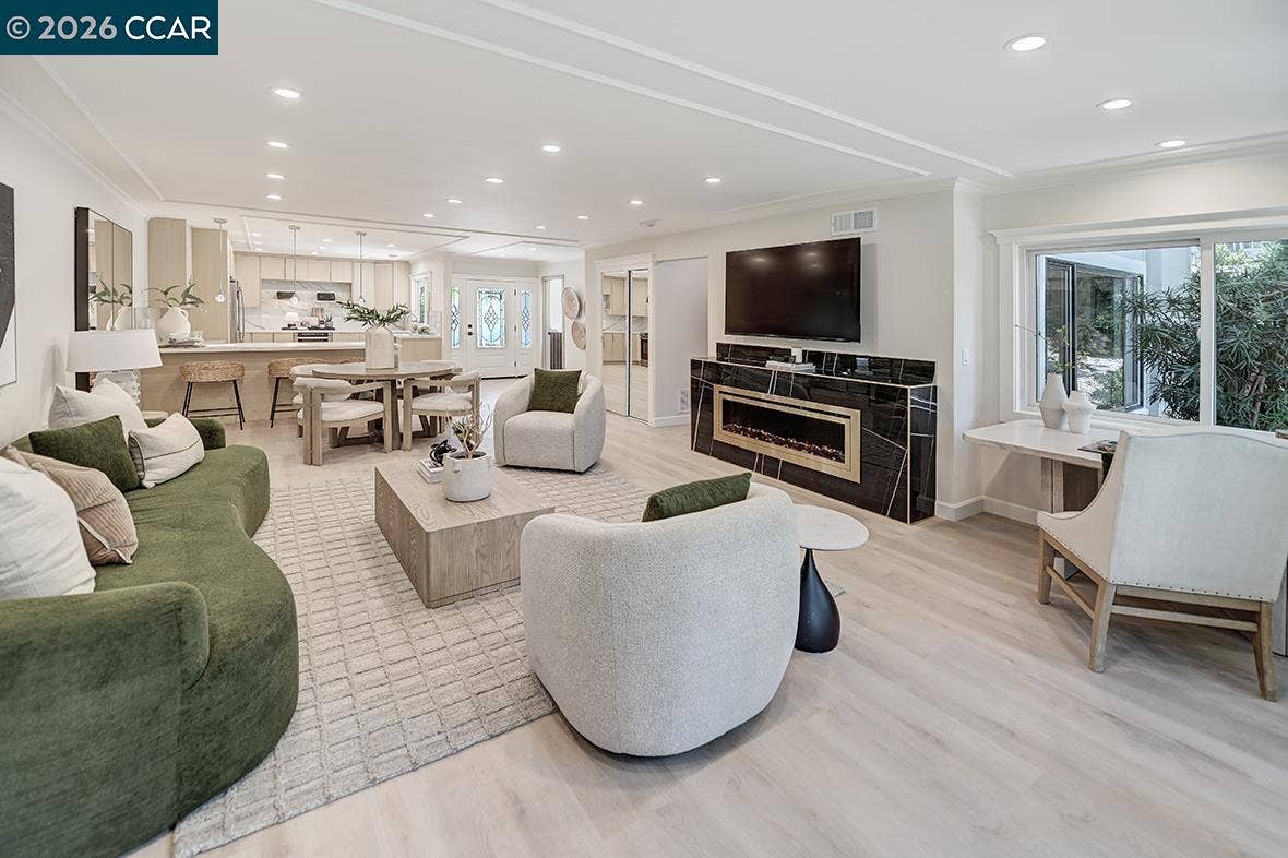 1140 Fairlawn Ct, #2, Walnut Creek, CA 94595