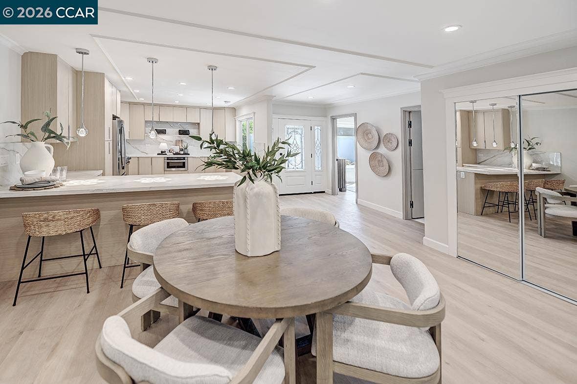 1140 Fairlawn Ct, #2, Walnut Creek, CA 94595