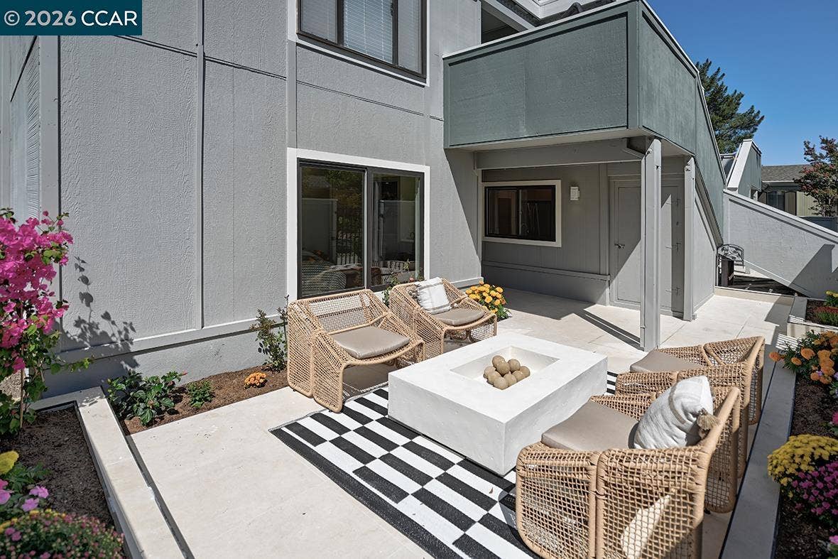 1140 Fairlawn Ct, #2, Walnut Creek, CA 94595