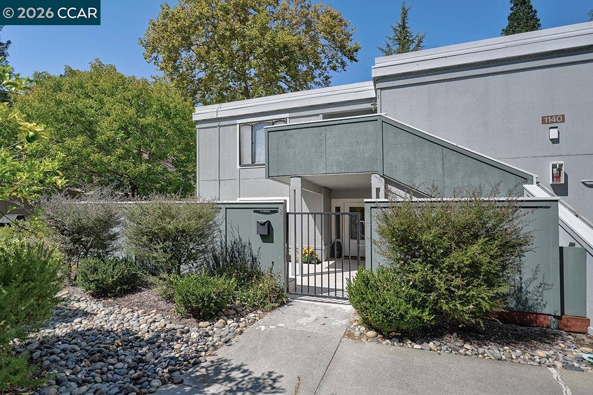 1140 Fairlawn Ct, #2, Walnut Creek, CA 94595