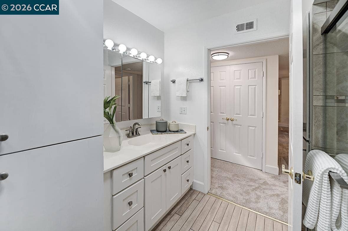 2717 Pine Knoll, #5, Walnut Creek, CA 94595