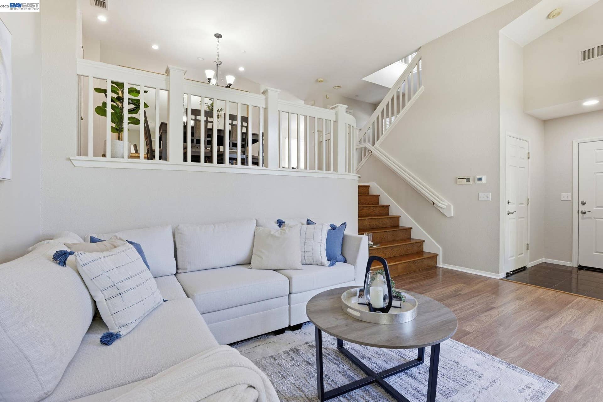 9003 Falcon St, Danville, CA 94506