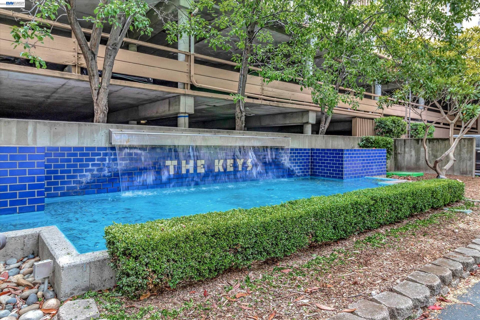 410 N Civic Dr, #302, Walnut Creek, CA 94596