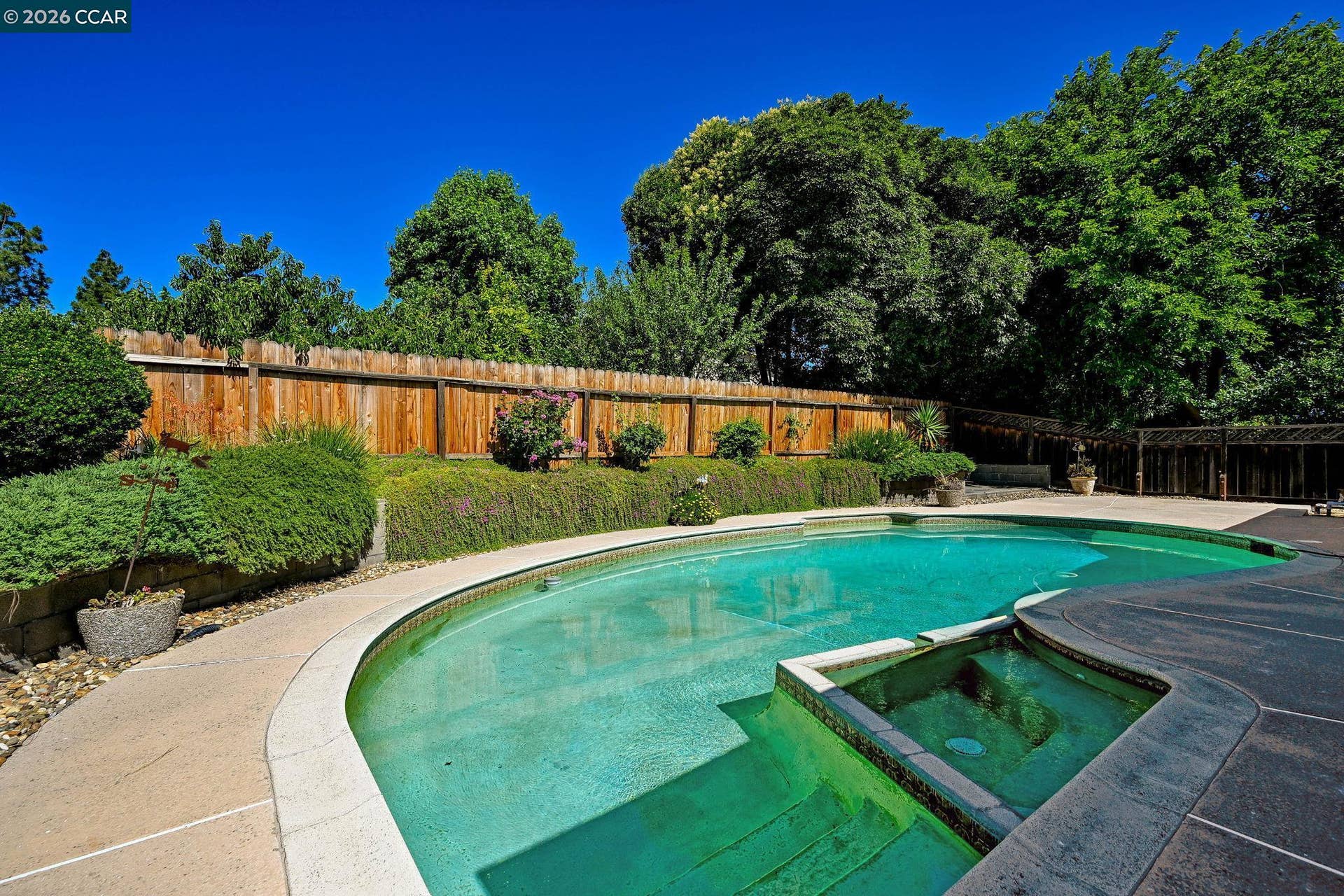 1284 Pinecrest Dr, Concord, CA 94521