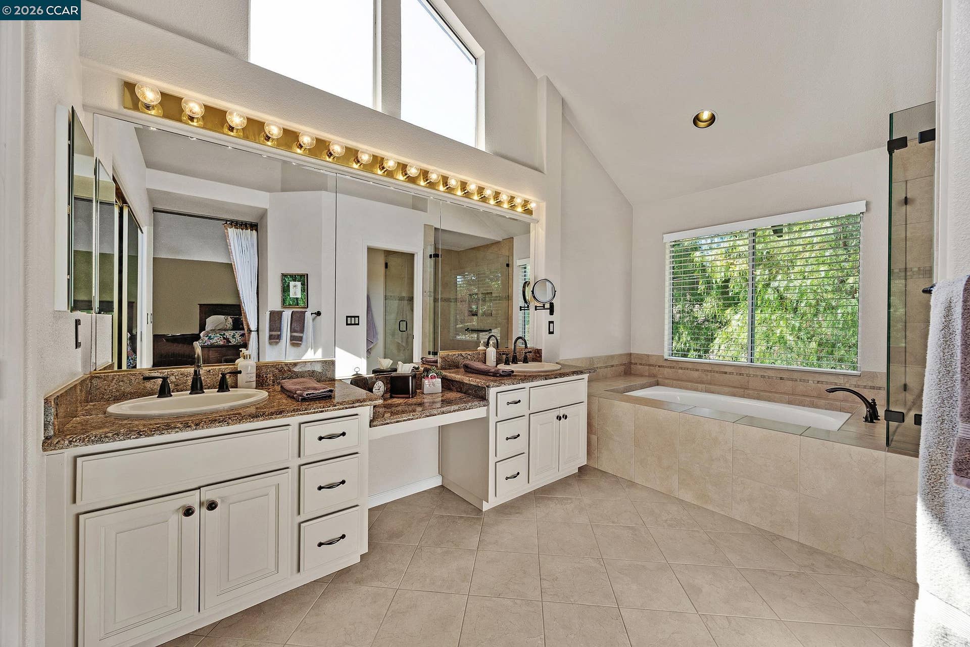 121 Parkhaven Dr, Danville, CA 94506