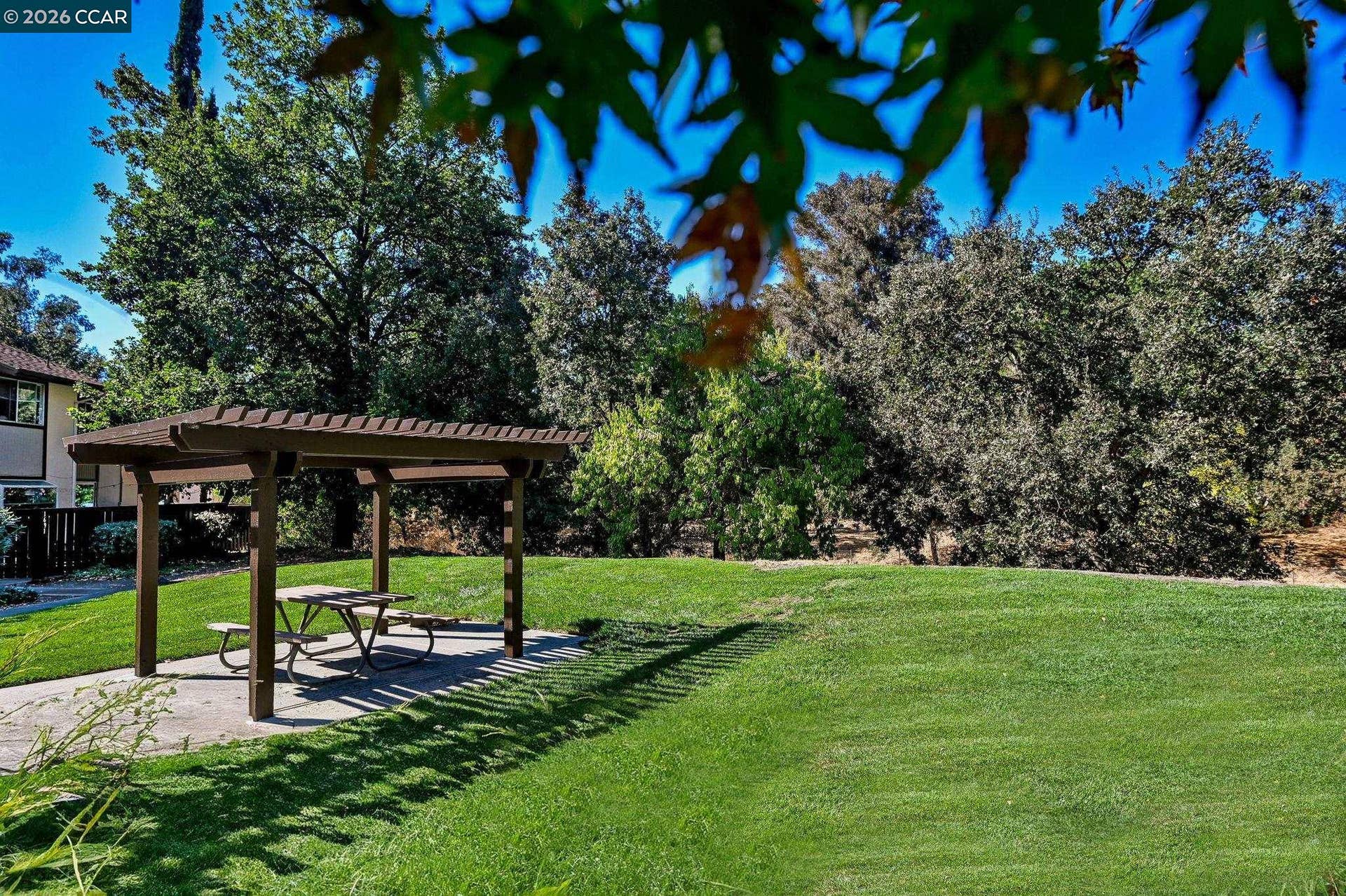 1592 Candelero Dr, Walnut Creek, CA 94598