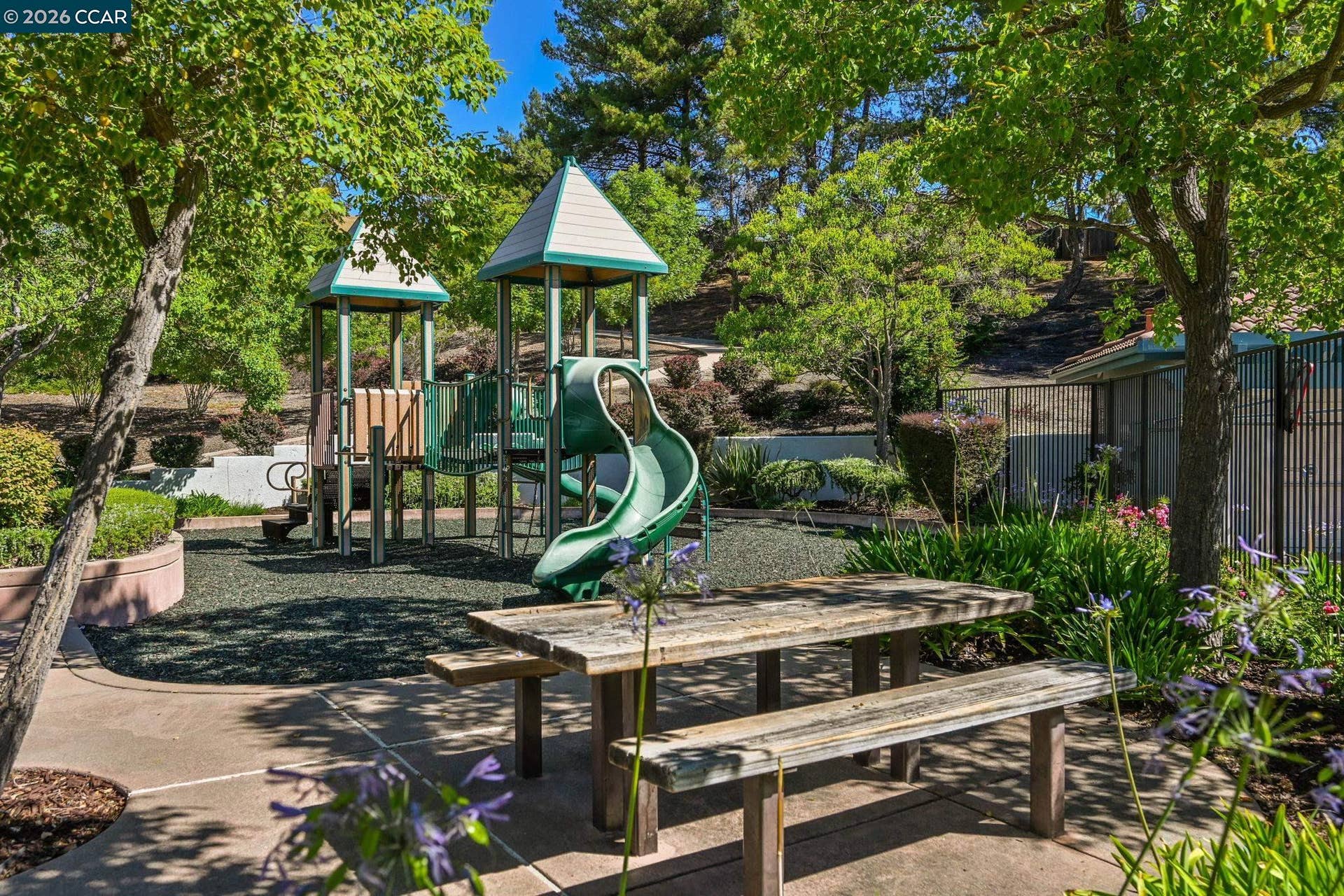 421 Stoneybrook Ct, Danville, CA 94506