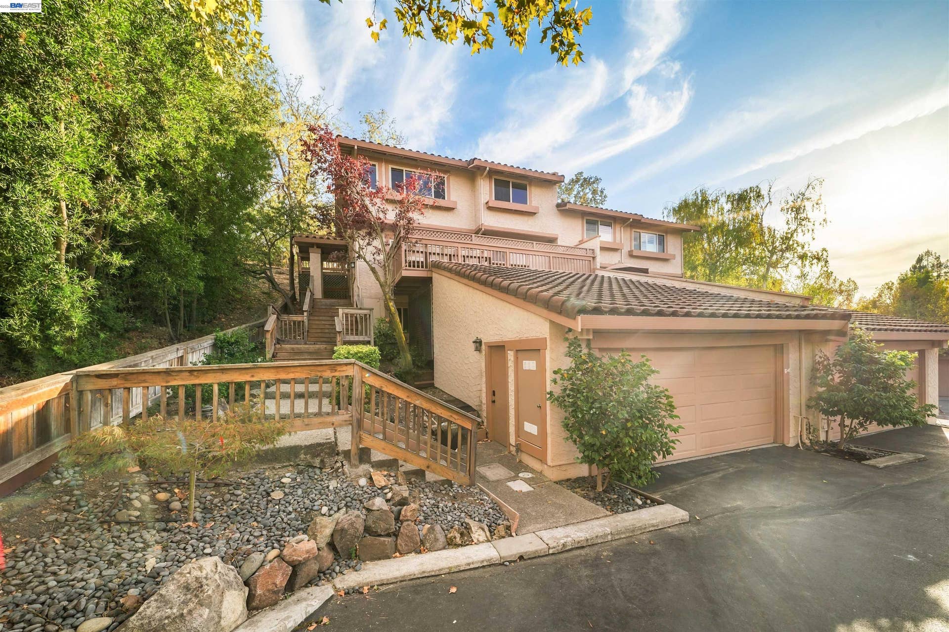 80 Leeds Ct E, Danville, CA 94526