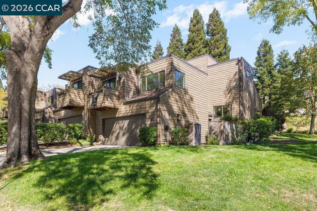 500 Monarch Ridge Dr, Walnut Creek, CA 94597